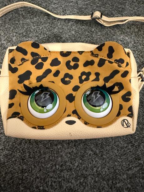 Kabelka purse pet,