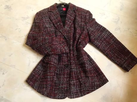 Luxusné buklé sako, xl