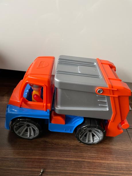 Lena auto truxx smetiar,