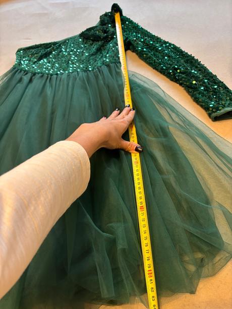 Spoločenske saty, 158