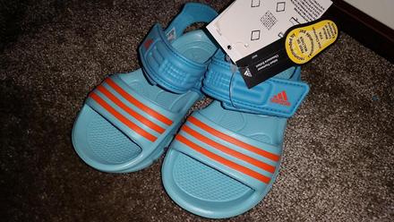 Gumené saldálky, adidas,26