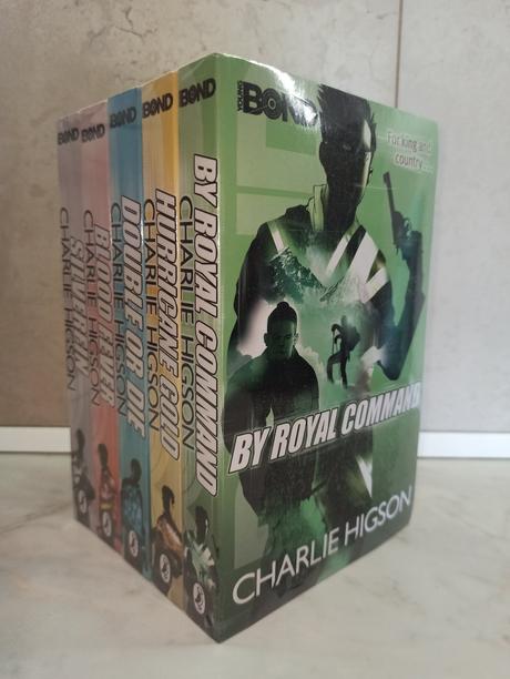 Charlie higson young bond collection, 