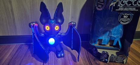 Interaktívny netopier nocto, množstvo funkcií, 