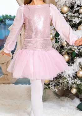 Sukňa a blúzka, 146