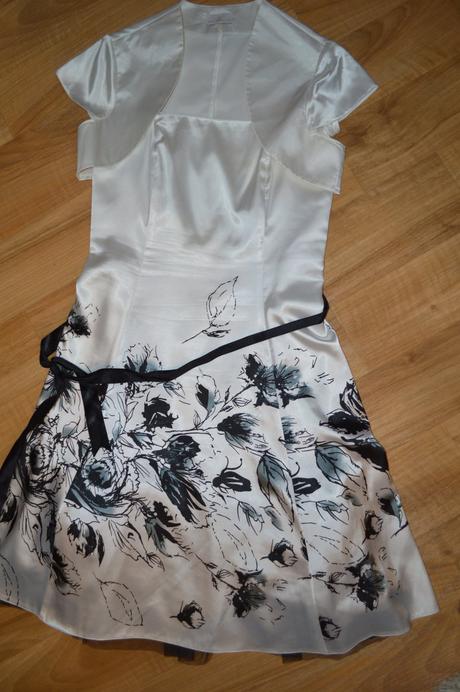 Spoločenské šaty, 36