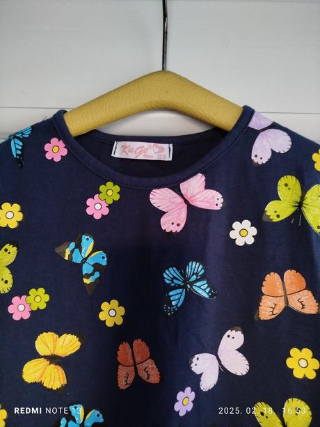 Krásne farebné šaty, kugo,128