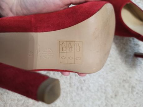 Kožené ihličky, 40