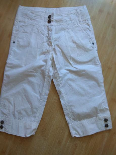 Nohavice trojštvrťové, 134