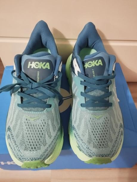 Tenisky hoka, 40