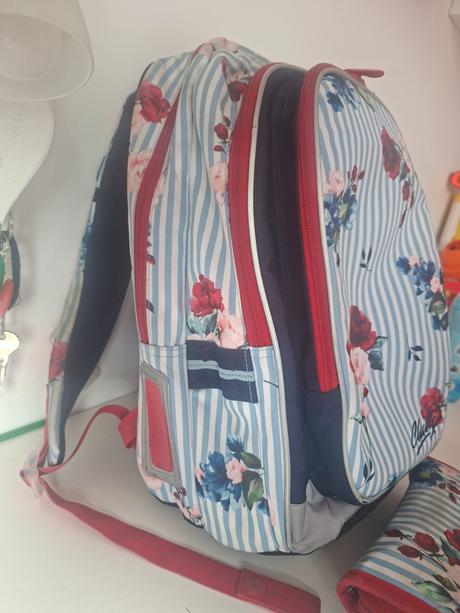 Skolsky batoh s peracnikom, 