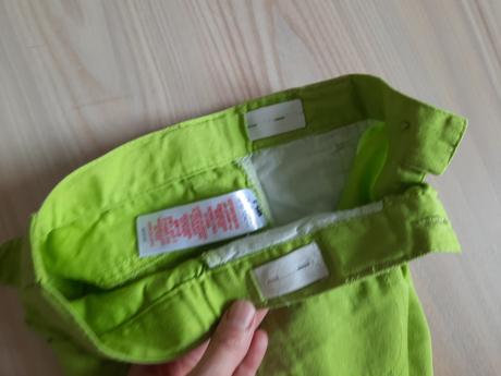 Kratasy h&m regulovatelne v pase 104, h&m,104