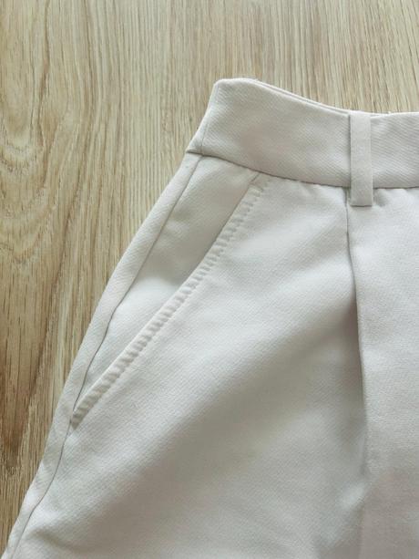 Krásne elegantné šortky značky zara, zara,m