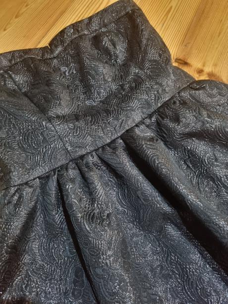 Luxusné koktailove šaty, m