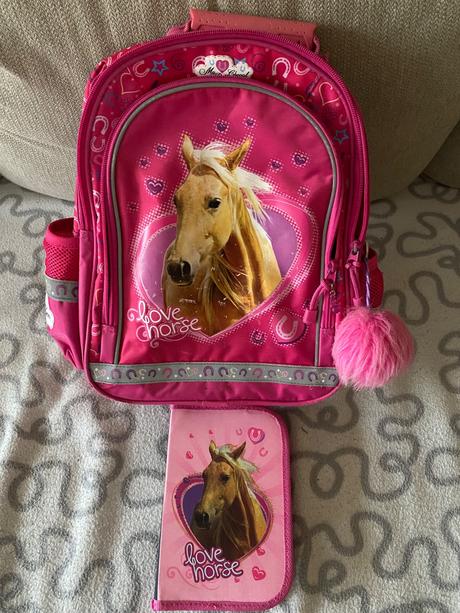 Skolsky batoh a peracnik, 