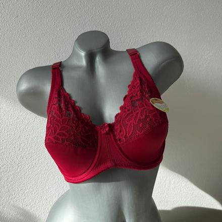 Jemne vystužená podprsenka s kosticami 903, 85d