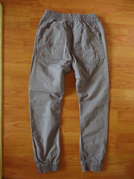 Chlapčenské bavlnené nohavice - veľ. 152/158, 152