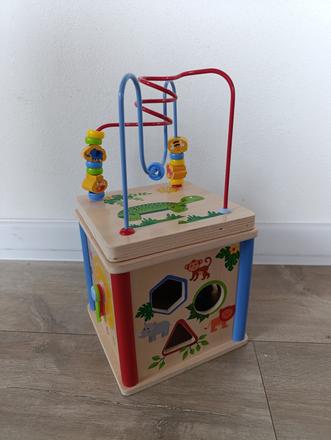 Playtive motoricka kocka,