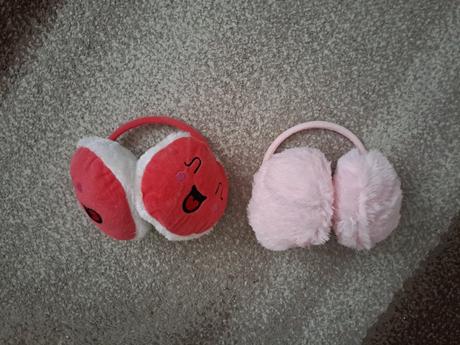 Klapky na usi pre babatka, 80