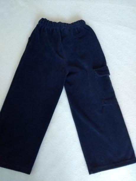 Menčestrové nohavice, 110