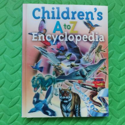 Children's encyclopedia 384 stran,