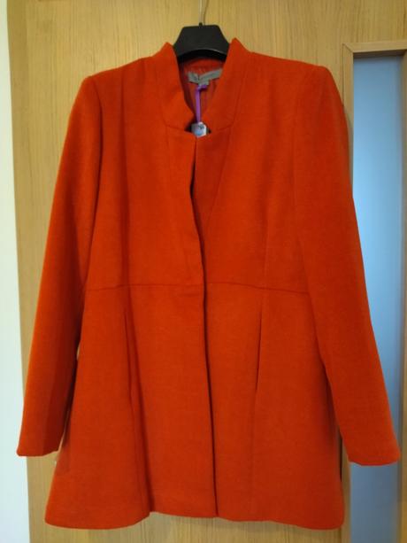 Prechodny lahky kabat basement, l