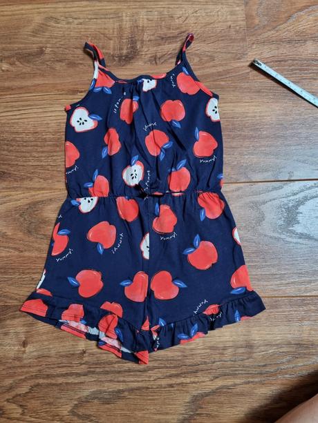 B1953 overal jablká, h&m,98