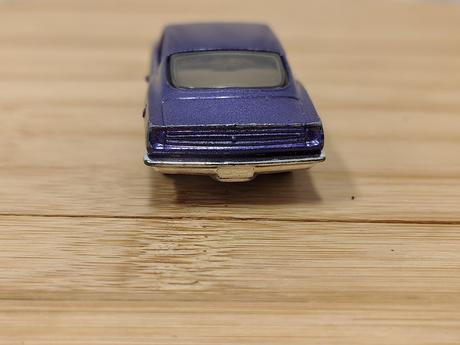 Zberate model hot wheels '68 hemi cuda mattel 2006,