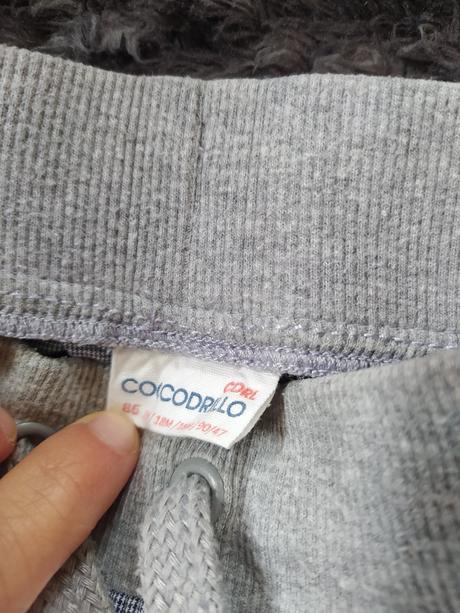 Slucacke nohavice, h&m,86