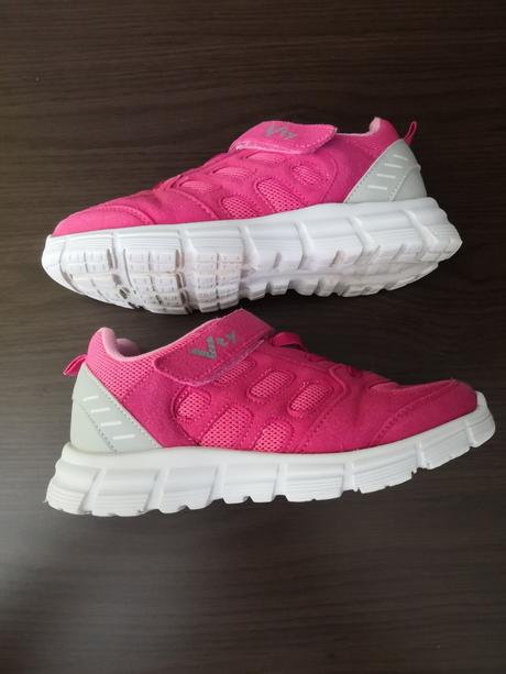 Tenisky, s postou, 32