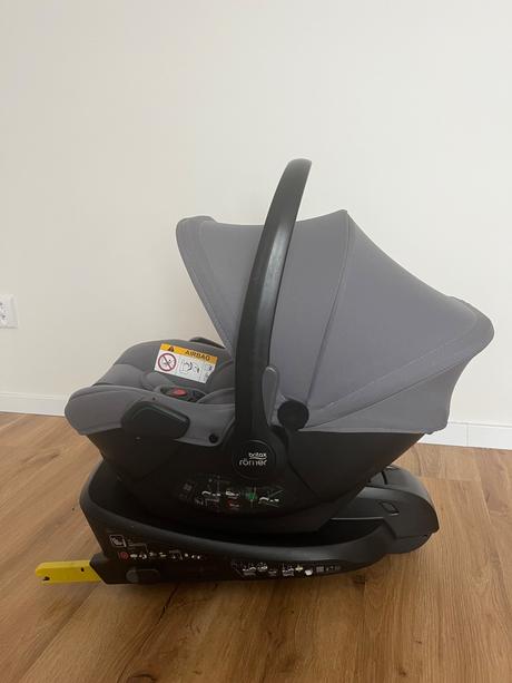 Britax römer baby-safe core s isofix základňou, britax