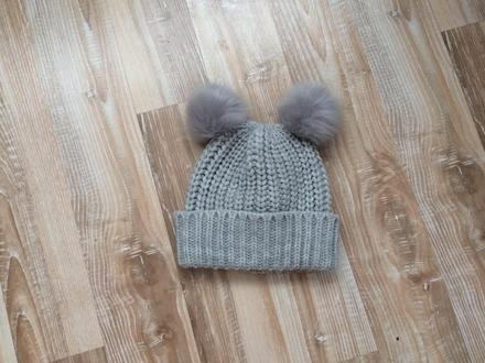 Ciapka s uskami, tesco,86