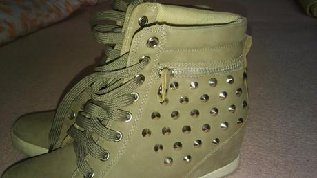 Topánky na skrytej platforme, 37