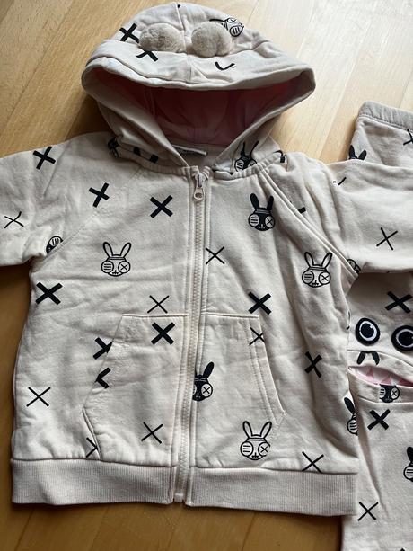 Dievčenská súprava, 98