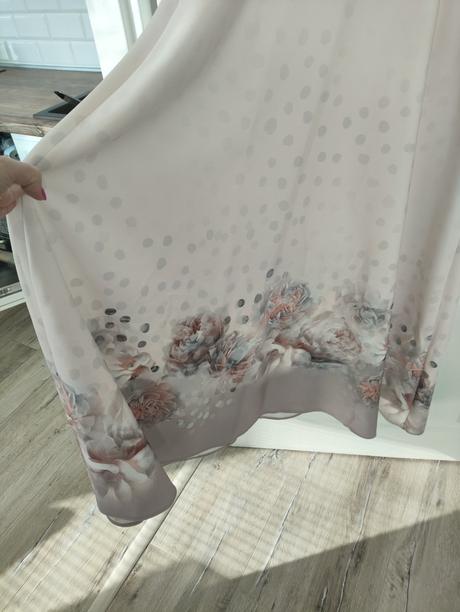 Spoločenske/svadobné šaty, 40