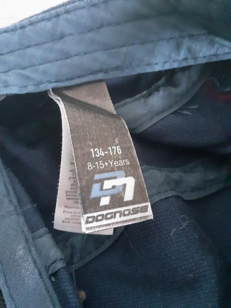 Šiltovka s rovným šiltom, 134