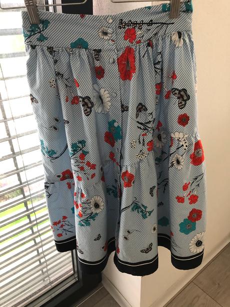 Kvetovana sukna, zara,xs