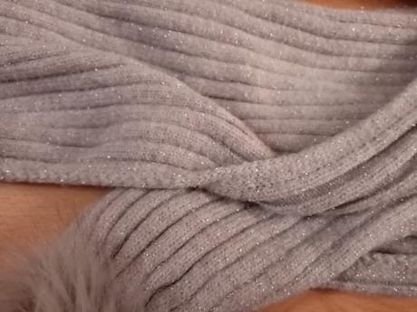 Čiapky , čelenka, šál, 122