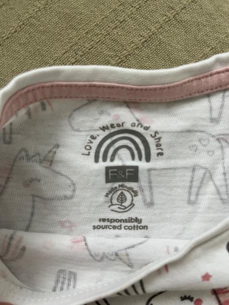 Tričko s jednorozcami, f&f,116