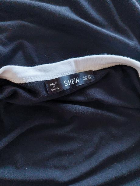 Body s odhalenym chrbtom, xs