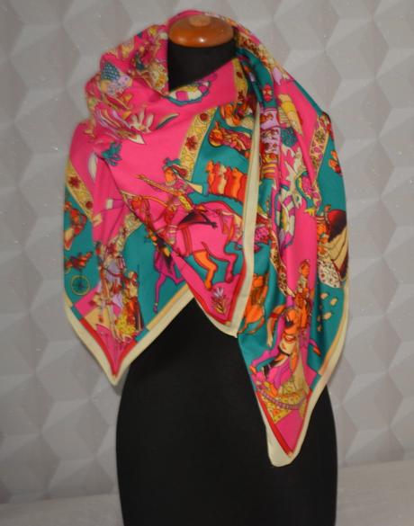 Veľká vzorovaná šatka, 40 percent hodváb, xxl