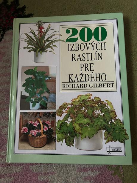 200 izbových rastlín,