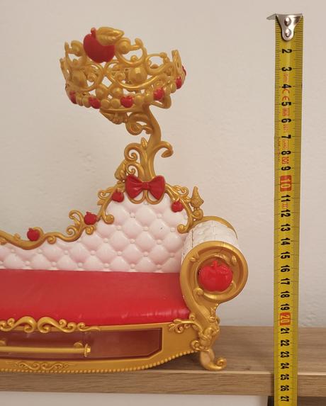 Posteľ/pohovka pre bábiku apple white, 