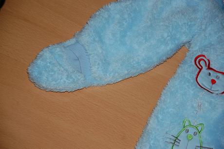 Chlpatý svetlomodrý overal so zvieratkami, 74