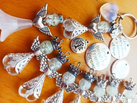 Handmade kľúčenky-anjelikovia na kľúčenku, 