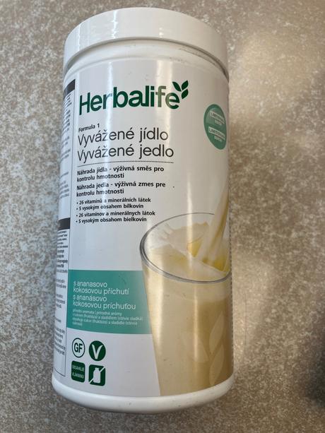 F1 - vyvážené jedlo - ananás kokos - limitka, 