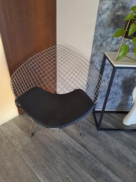 Dekoratívne kreslo, 