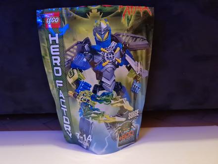Lego hero factory 44008 - surge, 
