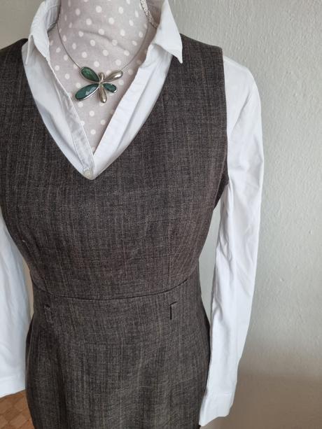 Hnedé biznis šaty bez blúzky veľ. 40, f&f,40