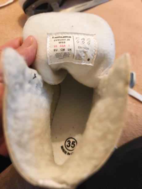 Korčule na krasokorčuľovanie, crowned,35