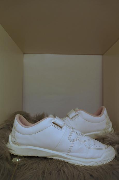 Tenisky, nosené na telesnú výchovu, decathlon,37